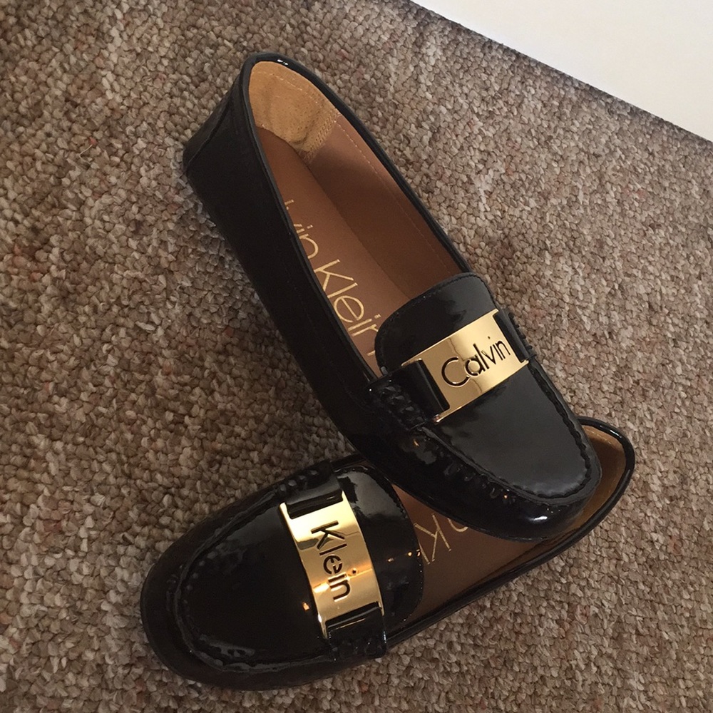 New condition Calvin Klein flats